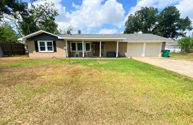 1205 Beech Street - 1205 Beech Street, Westlake, LA 70669