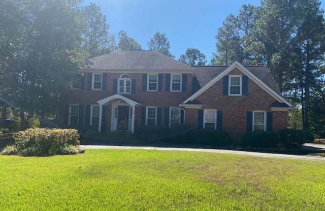 Gorgeous 5 Bedroom 3 Bathroom Brick Home in Woodside Plantation! photos photos