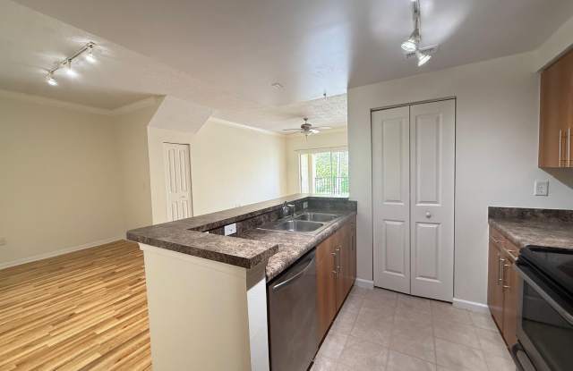 5800 W Sample Gallery 4