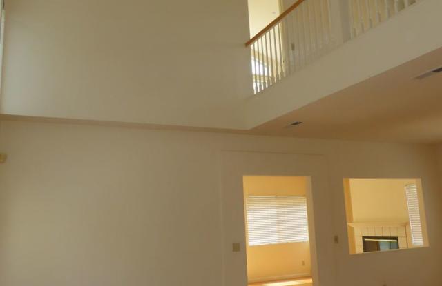 18026 Stonehaven Dr. Gallery 2