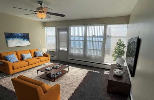 3388 Military Street - 6 photos photos