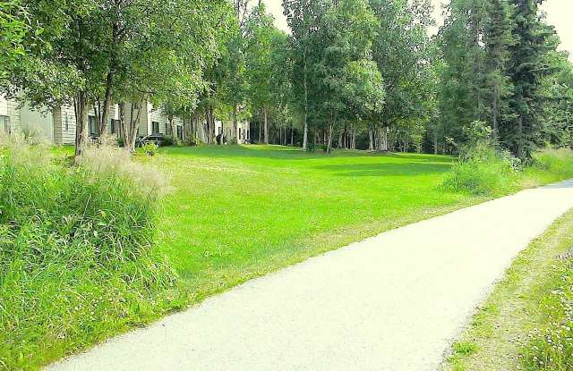 One Bedroom in South Anchorage by Campbell Creek Gallery 2