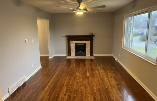 1315 Seymour Avenue photos photos
