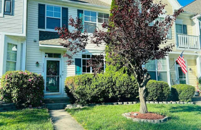 11624 Rumford Ct - 11624 Rumford Court, Lake Ridge, VA 22192