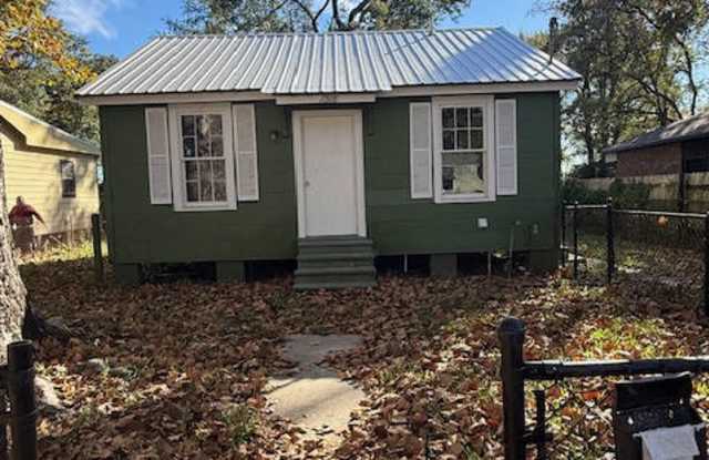 1518 Kaufman Street - 1518 Kaufman Street, Baton Rouge, LA 70807