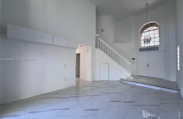 109 Gables Blvd photos photos