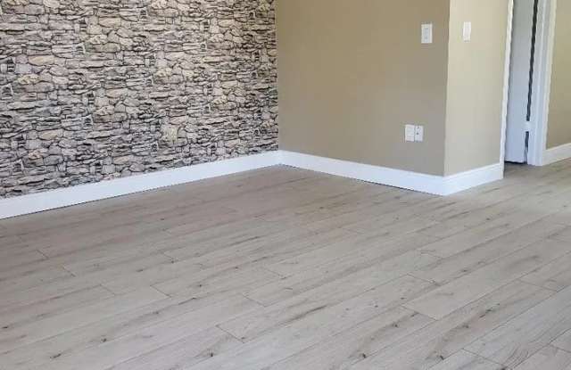 11103 Harding Dr Gallery 4