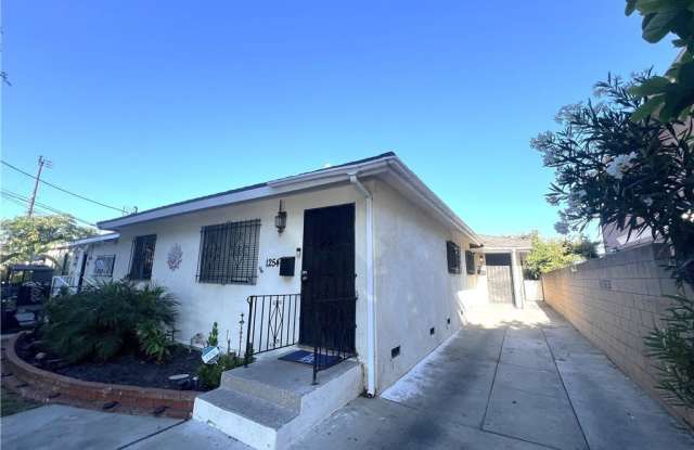 1256 N Fries Avenue photos photos