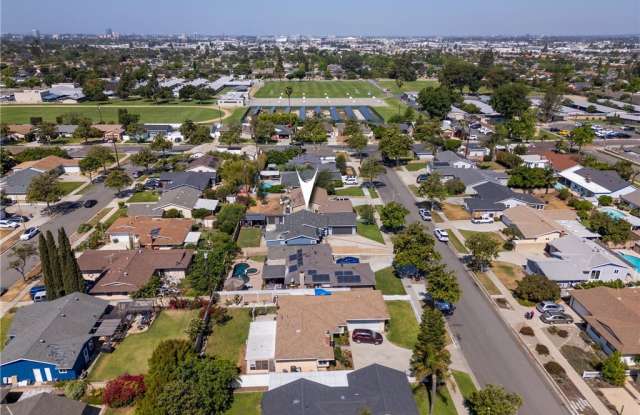 1246 E Monroe Ave photos photos