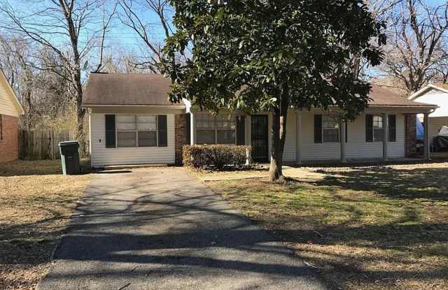 Charming 3BR Home in Colonial Hills – Quiet Southaven Neighborhood |Move In Ready photos photos