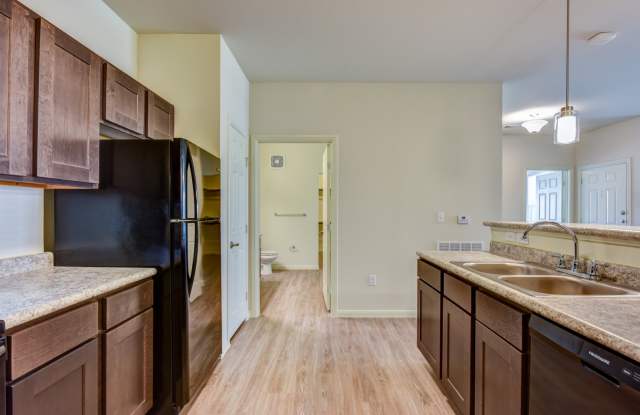 Shadow Ridge - Affordable Housing Gallery 3