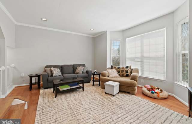 21157 MILLWOOD SQUARE Gallery 4