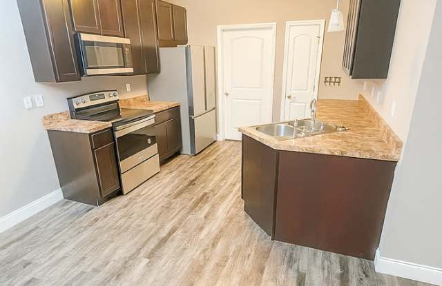 6401 Brookfield Court Drive - 6401 Brookfield Court Drive, St. Louis County, MO 63129