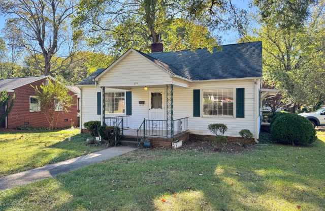 Statesville - 3BR/2BA + Carport - 135 Magnolia Street, Statesville, NC 28677
