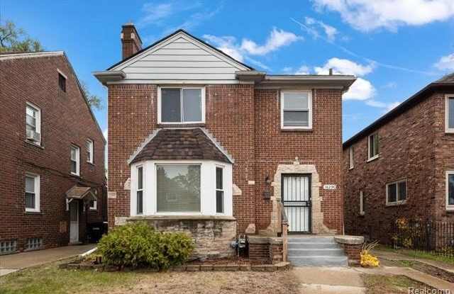 18290 Prairie Street Gallery 1