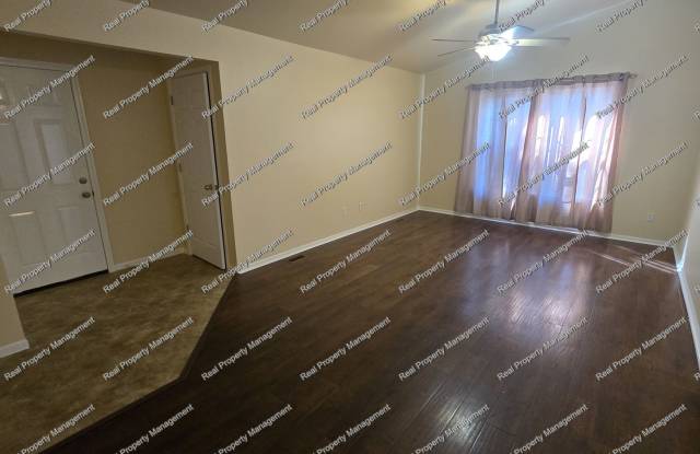 Well Cared for 4 Bedroom Ranch Gallery 3