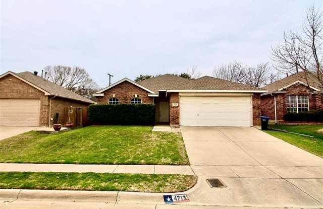 4713 Barnhill Lane Gallery 2