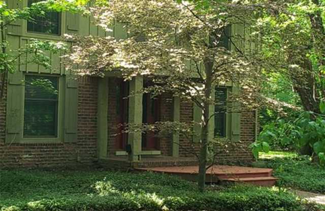 4190 W NEWLAND Drive Gallery 2