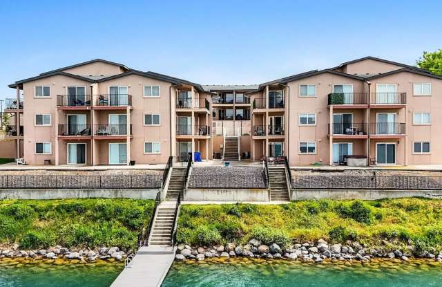 Lake Front Condo! Available NOW! photos photos