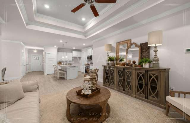 Beautiful Foley Home with Study, Gourmet Kitchen & Spacious Backyard Gallery 4