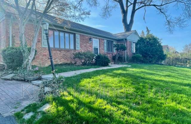 2911 Linden Lane photos photos