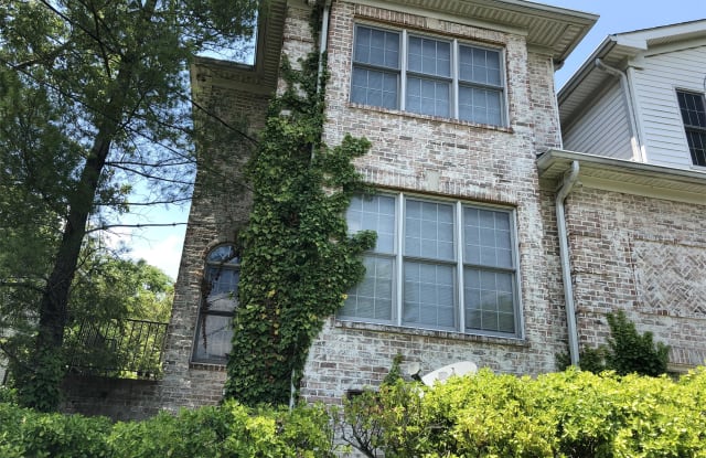 527 32nd Avenue South - 527 32nd Avenue South, Nashville, TN 37212