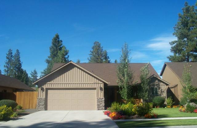 19910 ANTLER POINT DRIVE, BEND, OREGON 97702 Gallery 1