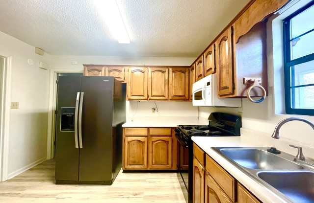102 Ridgestone Court Gallery 4