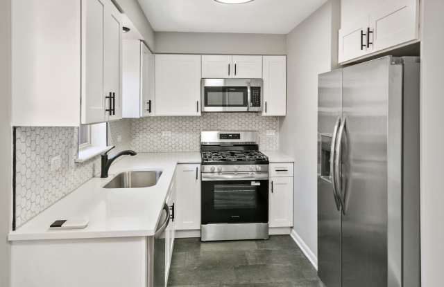 7704 McVicker Avenue Gallery 3