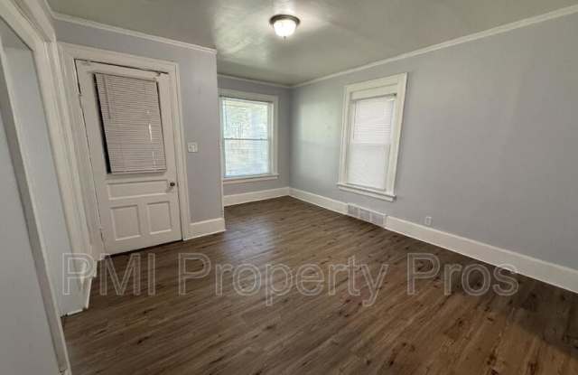 2853A North Booth Street photos photos