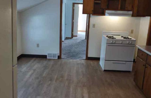1733 Smith Street - Upper Gallery 3