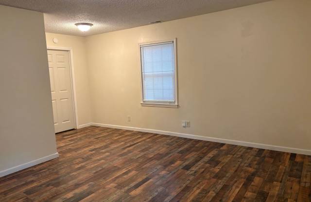 2617 SW Valleybrook Gallery 4