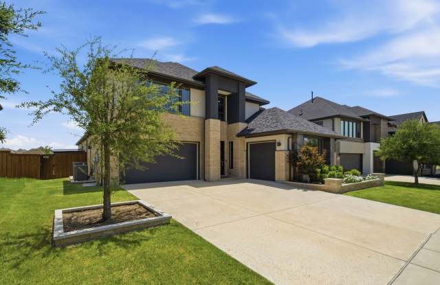 4011 Woodbine Lane Gallery 2