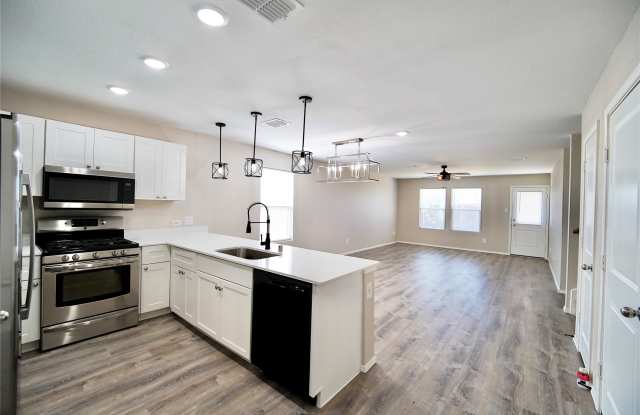 2921 Bronte Boulevard Gallery 2