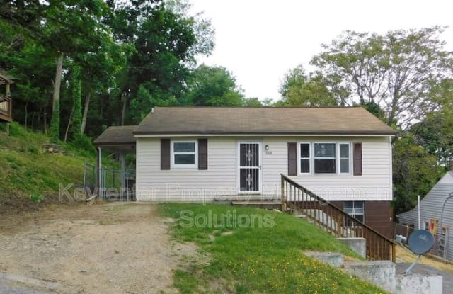 1008 Perry St photos photos