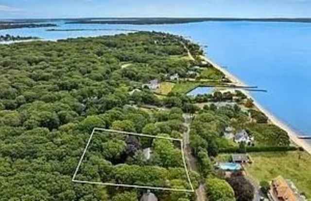 19 Peconic Ave photos photos 19 Peconic Ave photos photos