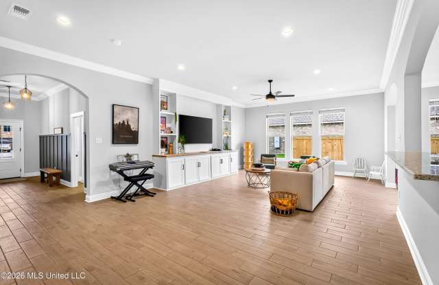 14248 Cygnet Cove Gallery 3