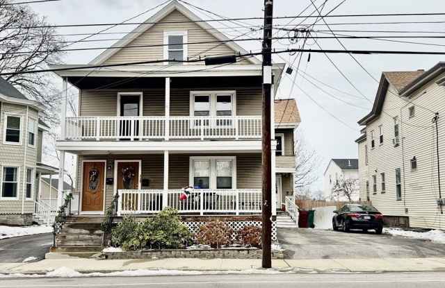 328 Stevens St unit: 2 photos photos