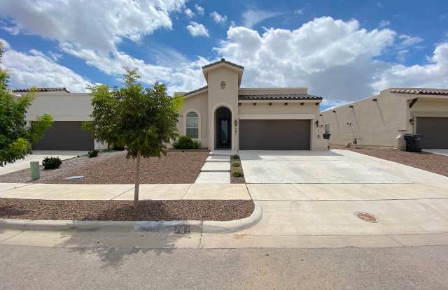 East El Paso 4bed/2Bath Refrig A/C! photos photos