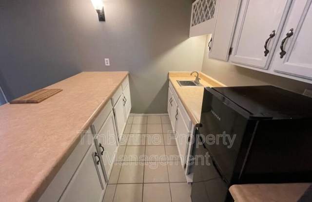 320 Rangely Dr Gallery 4