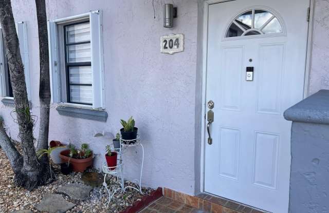 200 SW 113th Ave photos photos