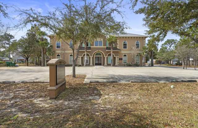 227 Bay Grove Boulevard Gallery 3