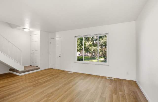 Fresh interior!! Beautiful townhome! 6 month lease only! Gallery 4