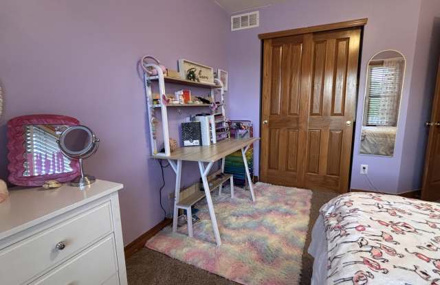 8895 Emerald Hill Dr Gallery 2