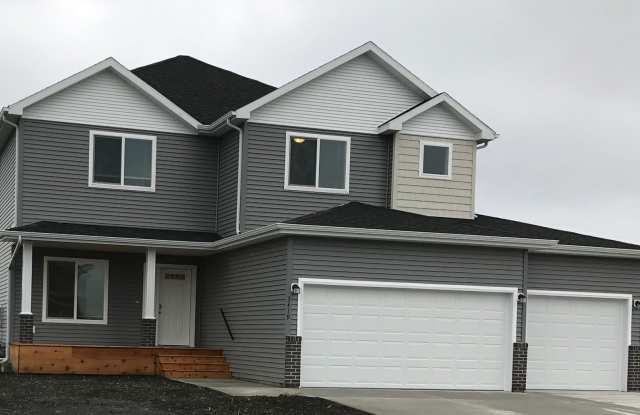 4 Bed 3.5 Bath Single Family Home photos photos