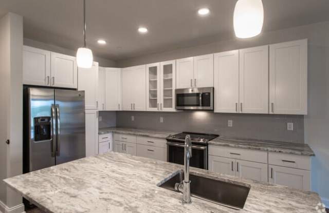 Woodmont Commons Apartments photos photos
