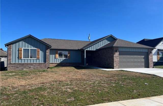 662 White Oak  ST photos photos