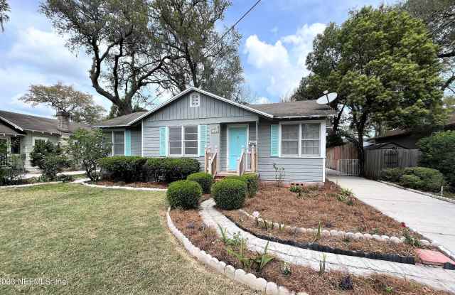 4233 COLONIAL Avenue Gallery 4