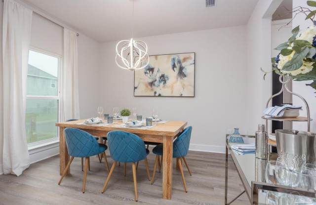 14338 Gardenglen Dr Gallery 2