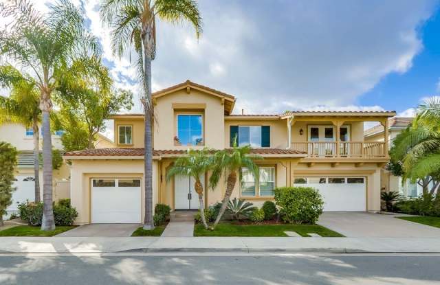 17 Vetrina - 17 Vetrina, Irvine, CA 92606